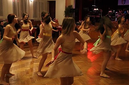 Spolecensky_bal_14_S_eeer_058.jpg
